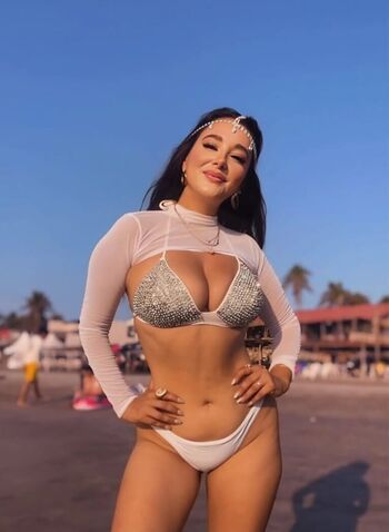Full leaked Lucia aranza private photo
