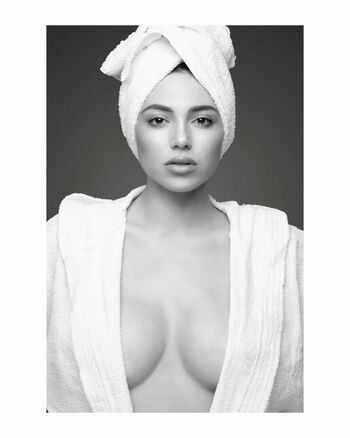 Full leaked Luciadipalma private onlyfans photo