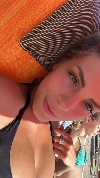 Full leaked Luciaeliardo private photo