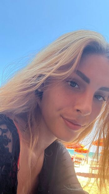 Full leaked Luciaeliardo private photo