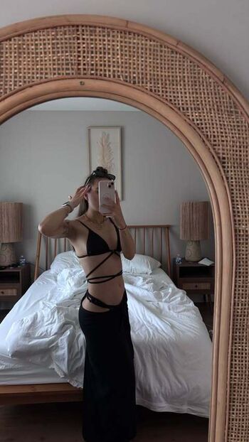 Full leaked Luciegrmz private photo