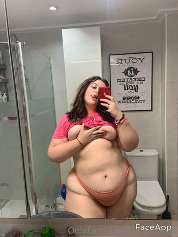 Full leaked Luciiamaiss private photo