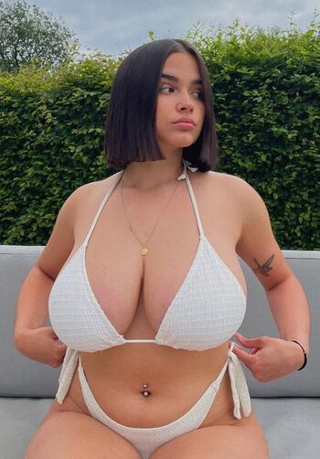 Full leaked Lucile page private photo