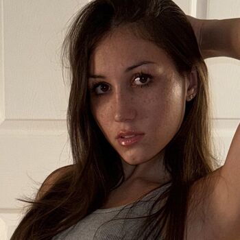 Full leaked Luck dragon ari private onlyfans photo