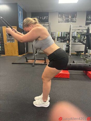 Full leaked Lucy allen private photo