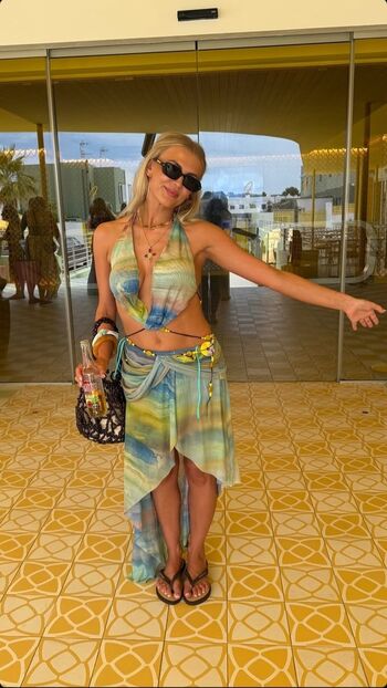 Full leaked Lucy fallon private photo