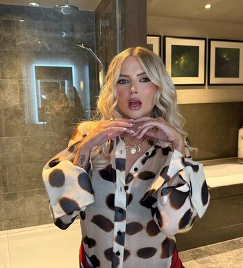 Full leaked Lucy fallon private photo