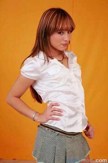 Full leaked Lucy martnez private photo
