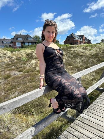 Full leaked Lucy schiller private photo