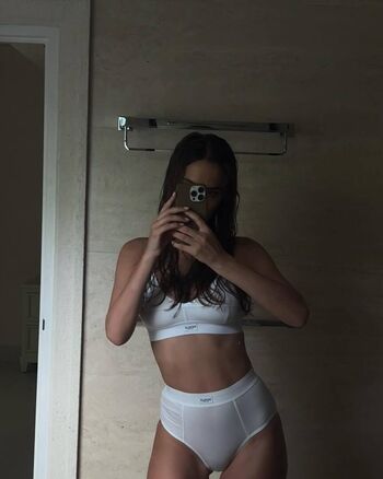 Full leaked Lucy watson private photo