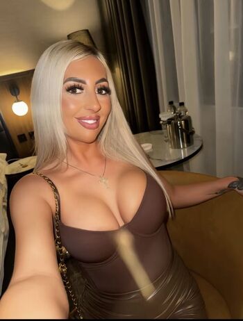 Full leaked Lucyrebeccaofficial private onlyfans photo