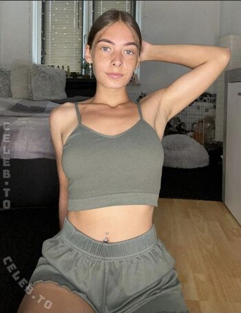 Full leaked Lucywhoelse page private photo