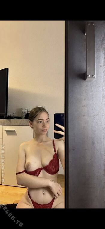 Full leaked Lucywhoelse page private photo