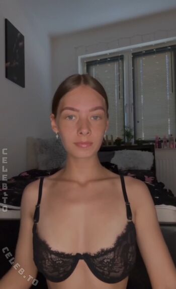 Full leaked Lucywhoelse private photo
