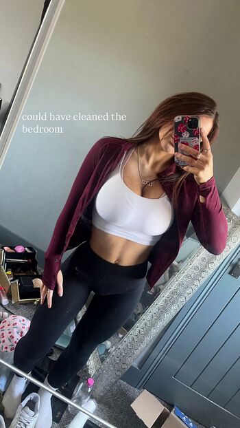 Full leaked Lucyy moss private photo