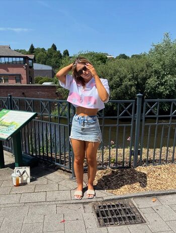 Full leaked Lucyy moss private photo