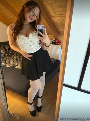 Full leaked Lucyyy  page private onlyfans photo