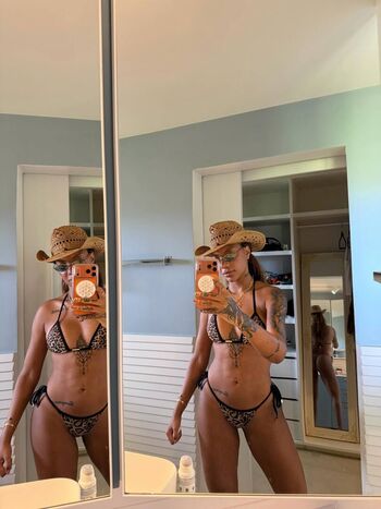 Full leaked Ludmilla page private onlyfans photo