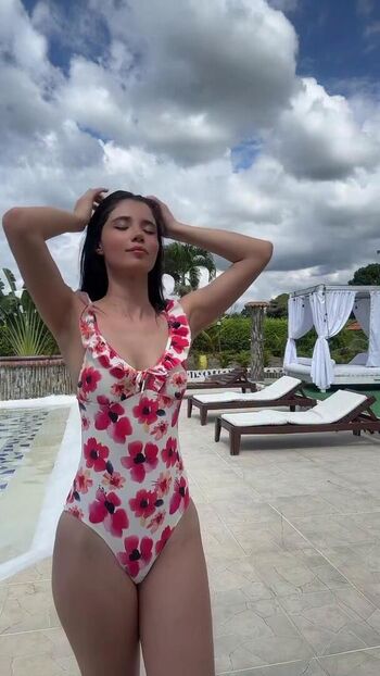 Full leaked Luisa valencia page private onlyfans photo