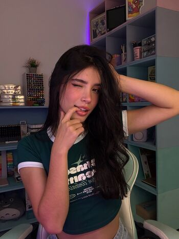 Luisa Valencia
