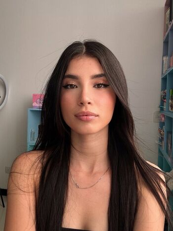 Luisa Valencia