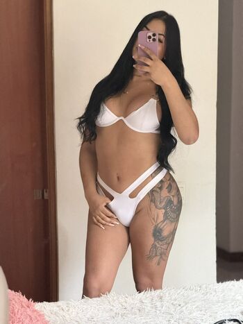 Full leaked Luisavinasco private onlyfans photo