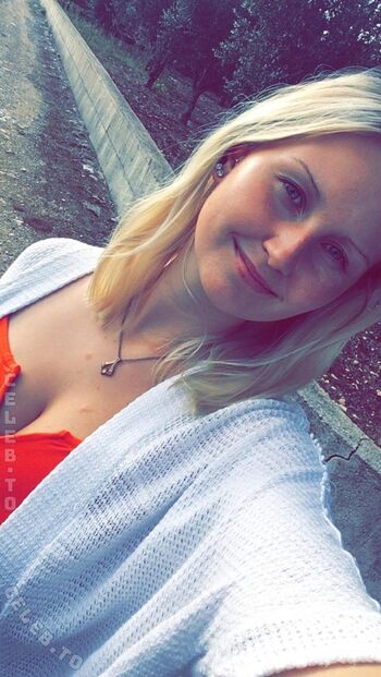 Full leaked Luna nebula private onlyfans photo