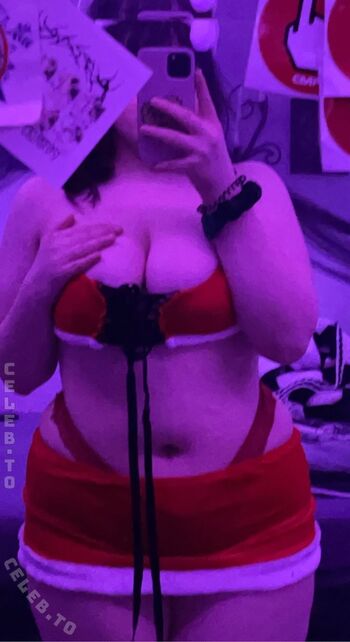 Full leaked Lunaeverdark private onlyfans photo