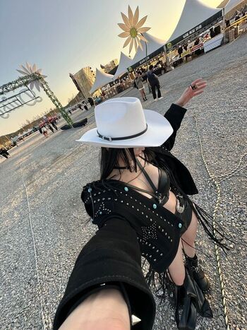 Full leaked Lunakim page private photo