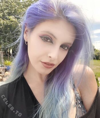 Full leaked Lunarakitsune private photo