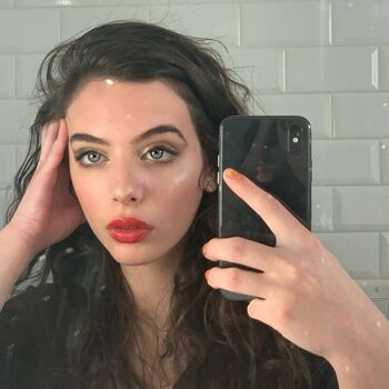 Full leaked Lunasereena page private photo