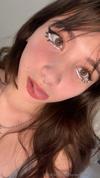 Full leaked Lunavalentinacams private photo