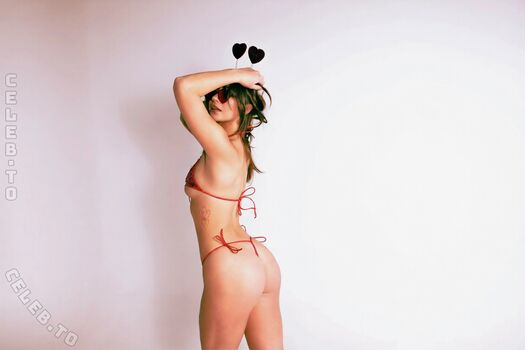 Full leaked Lunchbaglujan  page private onlyfans photo