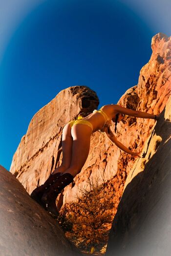 Full leaked Lunchbaglujan  page private onlyfans photo