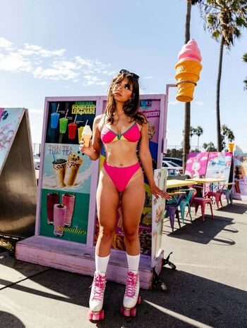 Full leaked Lunchbaglujan private onlyfans photo