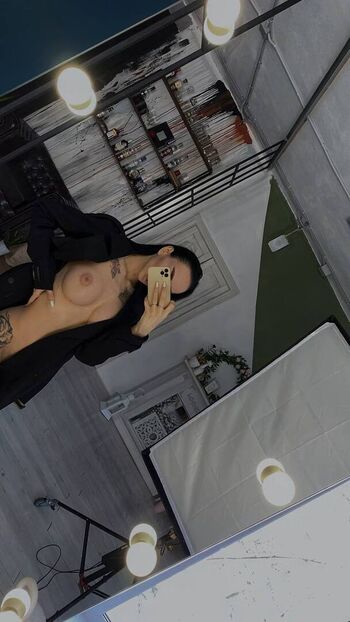 Full leaked Lustful slut private photo