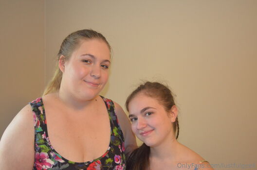 Full leaked Lustfulgeek private onlyfans photo