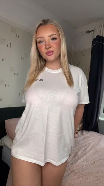 Full leaked Lustfullucy private photo