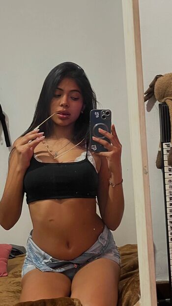 Full leaked Luu gambarte private onlyfans photo