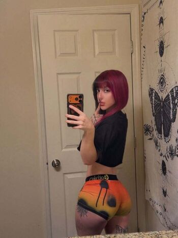 Full leaked Luucifina private onlyfans photo