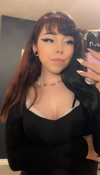 Full leaked Luusilly private onlyfans photo