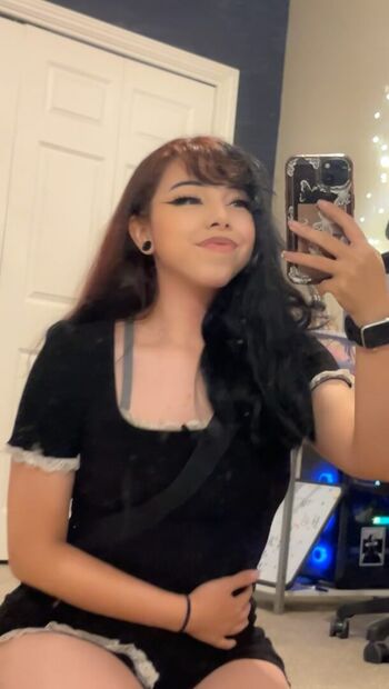 Full leaked Luusilly private onlyfans photo