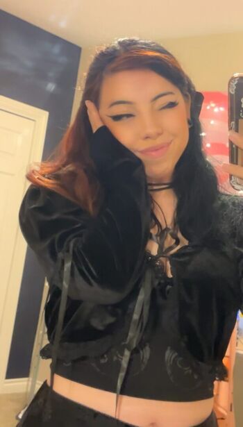 Full leaked Luusilly private onlyfans photo