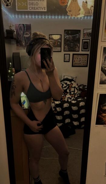 Full leaked Luuucy private photo