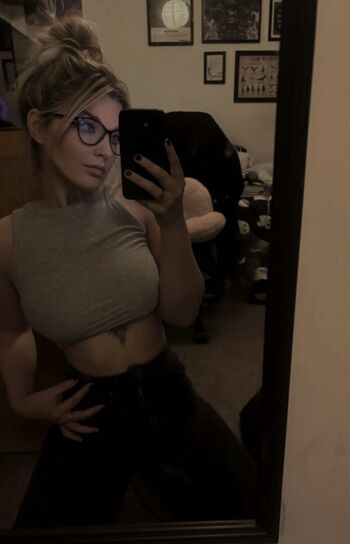 Full leaked Luuucy private photo