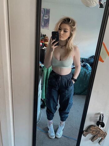 Full leaked Luuucy private photo