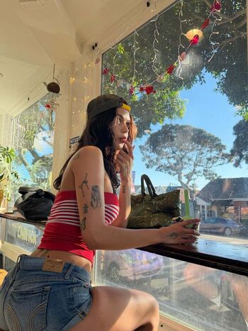 Full leaked Luvstruck private onlyfans photo