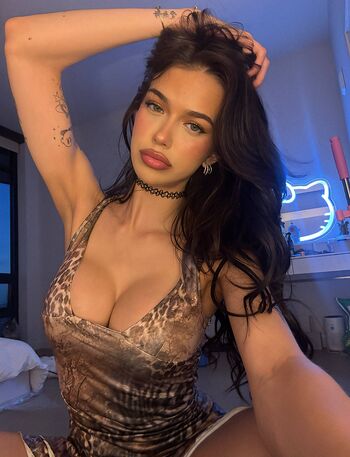 Full leaked Luvstruck  page private photo