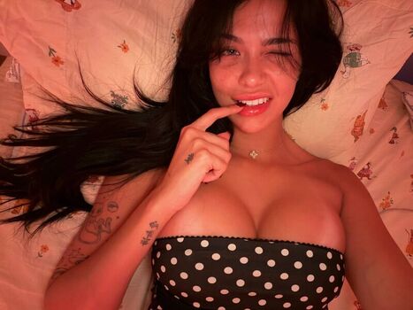 Full leaked Luvstruck private photo
