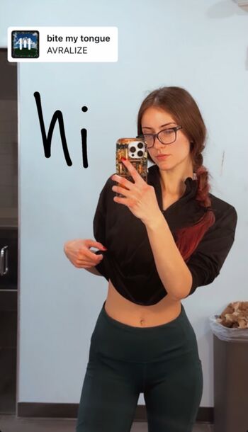 Full leaked Luweazl private photo